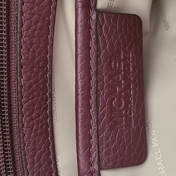 Michael Kors Plum Leather Shoulder Bag with Gold Accents - Picture 8 of 9